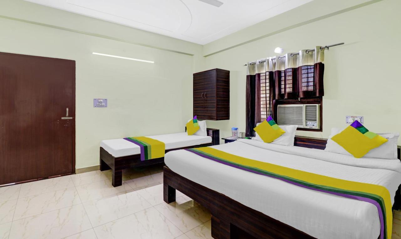 Hotel Pragati Palace Mathura Luaran gambar