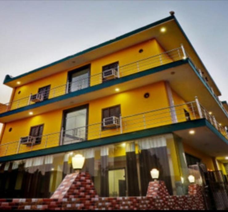 Hotel Pragati Palace Mathura Luaran gambar
